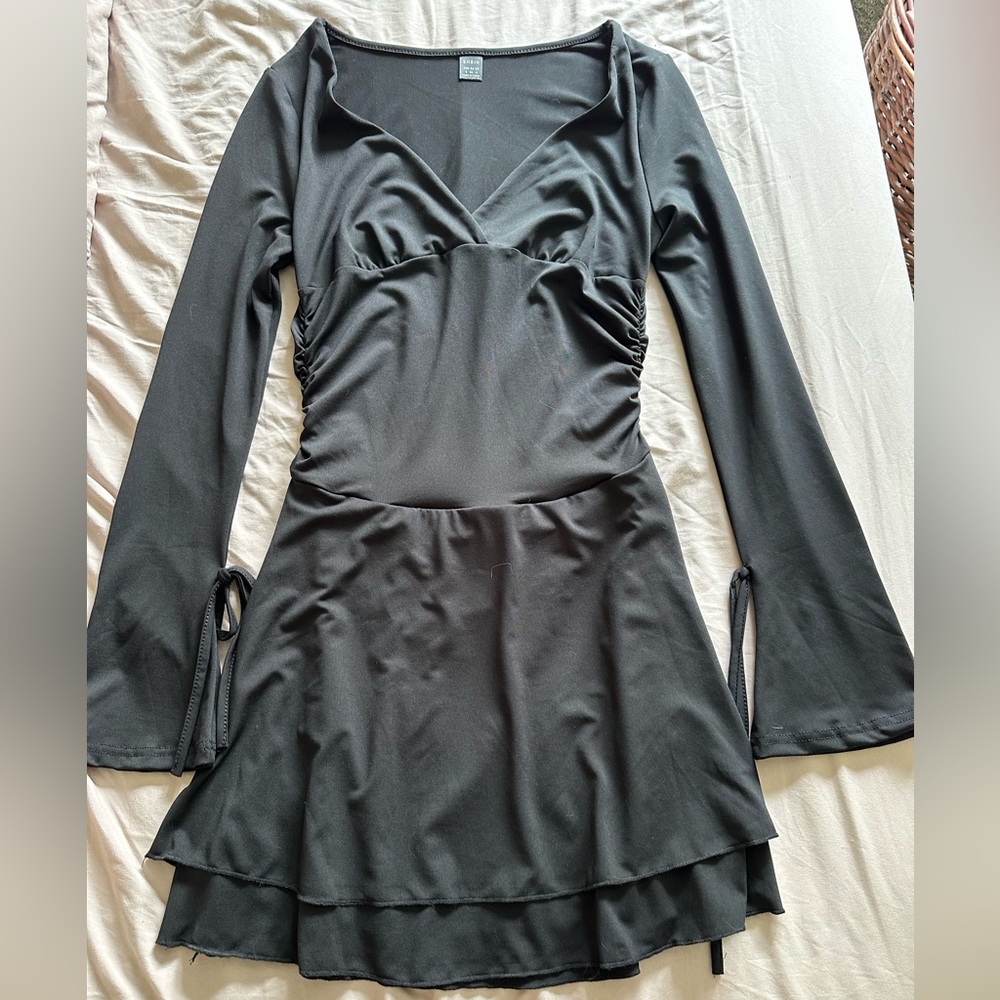 SHEIN Black Long Sleeve Dress with Ruffle Hem